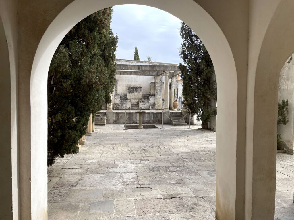 Patio del Teatro